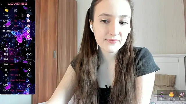 Snapshot of Cute__Nana chatting on October 2025 06:30:01 AM Cute Nana online show from October 2025 06:30:01 AM