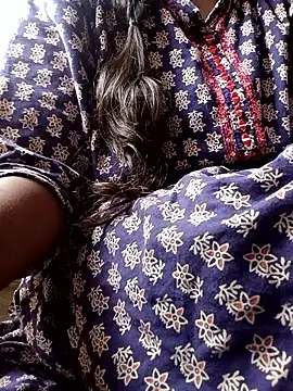 varsha-milky1 online show from September 2025 10:48:01 AM