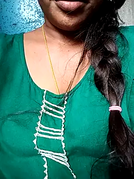 varsha-milky1 online show from September 2025 10:37:01 AM