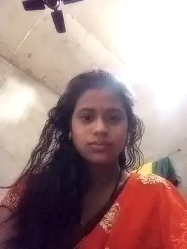 Snapshot of Miss_triha chatting on February 2025 06:29:01 AM Miss triha online show from February 2025 06:29:01 AM