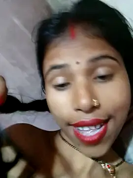 Snapshot of Miss_triha chatting on February 2025 12:16:01 AM Miss triha online show from February 2025 12:16:01 AM