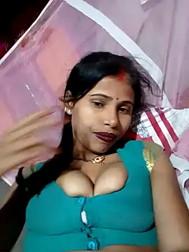 Snapshot of Miss_triha chatting on March 2025 03:14:02 PM Miss triha online show from March 2025 03:14:02 PM