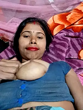 Snapshot of Miss_triha chatting on March 2025 07:40:02 AM Miss triha online show from March 2025 07:40:02 AM