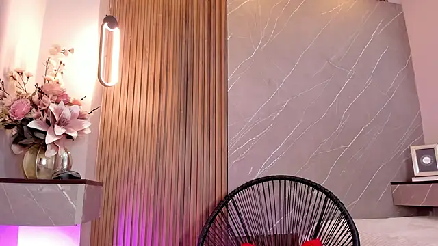 ariana jhonson1 online show from March 2025 03:49:02 PM