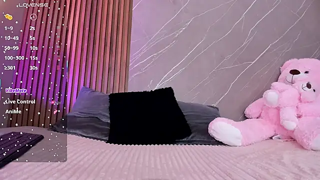 ariana jhonson1 online show from October 2025 12:47:02 PM