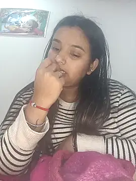 Snapshot of RAYI_01 chatting on February 2025 04:50:02 PM RAYI 01 online show from February 2025 04:50:02 PM