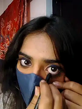 Snapshot of RAYI_01 chatting on March 2025 06:05:02 AM RAYI 01 online show from March 2025 06:05:02 AM