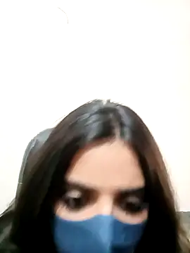 Snapshot of RAYI_01 chatting on March 2025 06:43:02 AM RAYI 01 online show from March 2025 06:43:02 AM