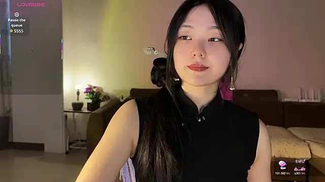 nanaliu6 online show from October 2025 10:45:01 AM