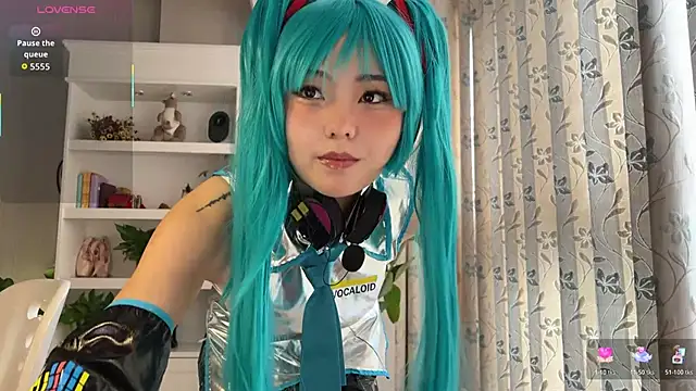 nanaliu6 online show from October 2025 06:58:02 AM