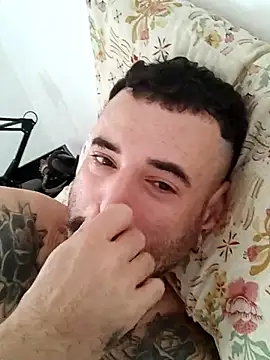 Snapshot of xdandan69 chatting on February 2025 07:27:01 PM xdandan69 online show from February 2025 07:27:01 PM