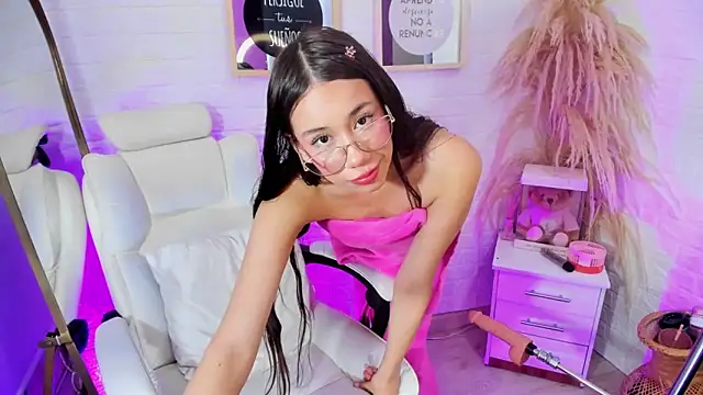 BarbieGirl    online show from February 2025 06:59:02 AM