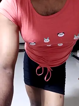 Snapshot of Crowlers chatting on December 2025 09:19:02 PM Crowlers online show from December 2025 09:19:02 PM