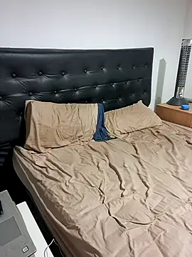 Snapshot of liamlara chatting on October 2025 11:36:01 PM liamlara online show from October 2025 11:36:01 PM