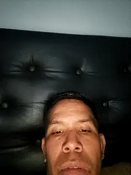 Snapshot of liamlara chatting on October 2025 12:22:02 AM liamlara online show from October 2025 12:22:02 AM