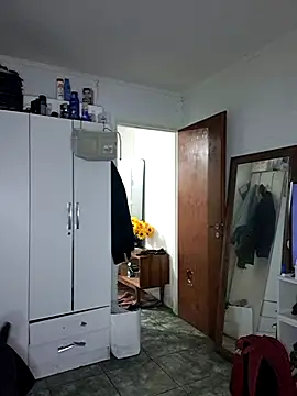 Snapshot of liamlara chatting on November 2025 12:24:02 AM liamlara online show from November 2025 12:24:02 AM