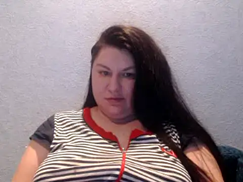 KiraSwee online show from January 2025 05:52:02 PM