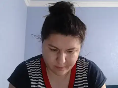 KiraSwee online show from January 2025 01:10:01 PM