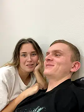 Snapshot of alisanikita chatting on November 2025 05:40:02 AM alisanikita online show from November 2025 05:40:02 AM