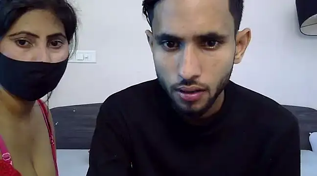 Queen Couple online show from February 2025 10:39:02 AM