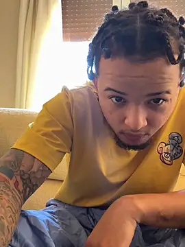 yeiyei oficial online show from October 2025 01:11:01 PM