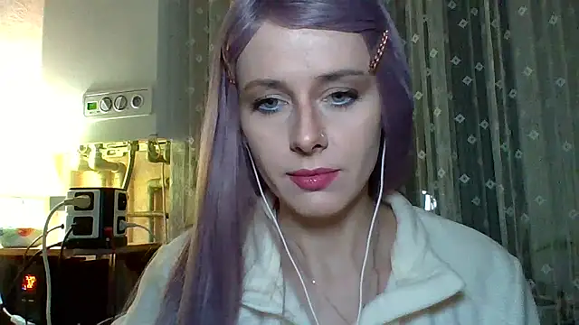 LuminousLady online show from March 2025 05:39:02 PM