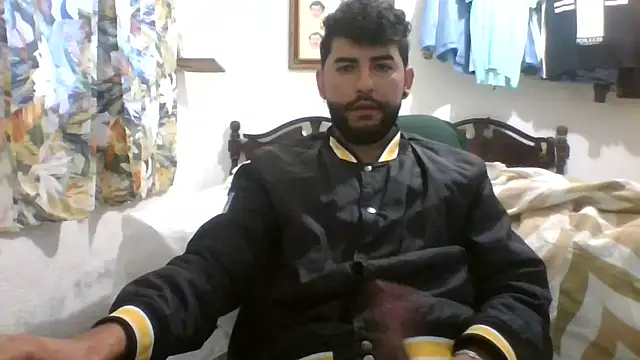 Snapshot of dickman10 chatting on October 2025 01:00:02 PM dickman10 online show from October 2025 01:00:02 PM