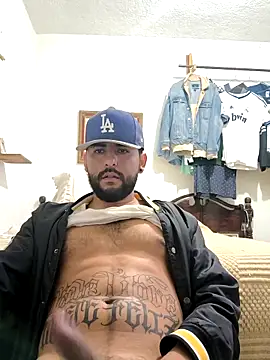 Snapshot of dickman10 chatting on December 2025 04:32:01 AM dickman10 online show from December 2025 04:32:01 AM