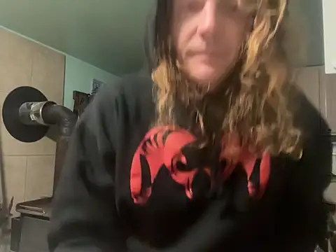 redone8in online show from November 2025 04:31:02 PM