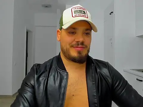 Snapshot of ZackMasterss chatting on November 2025 12:11:01 AM ZackMasterss online show from November 2025 12:11:01 AM