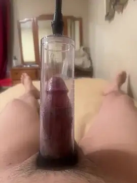 Snapshot of aleds17668 chatting on March 2025 02:12:01 PM aleds17668 online show from March 2025 02:12:01 PM