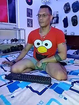 XhaseFoX online show from February 2025 01:53:02 AM