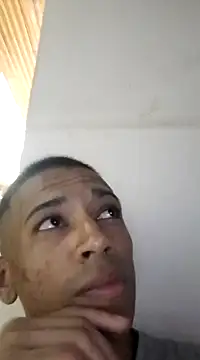 Mineirinho043 online show from February 2025 04:37:02 AM