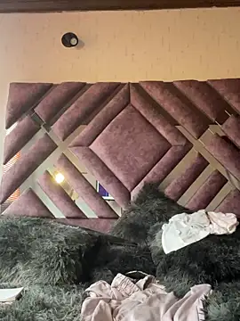 Maggie Geller online show from March 2025 09:01:01 PM