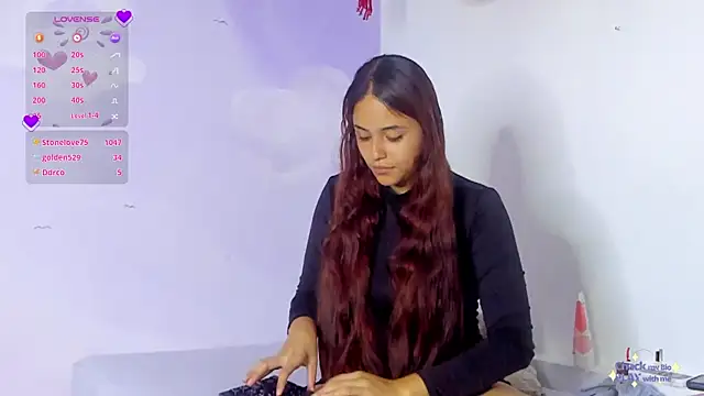 Maraxrivera online show from February 2025 06:09:02 PM