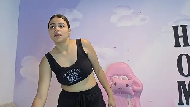 Maraxrivera online show from September 2025 06:29:01 PM