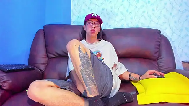 Gadiel Sex online show from February 2025 01:38:02 PM
