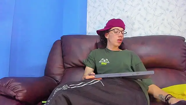 Gadiel Sex online show from February 2025 01:58:01 PM