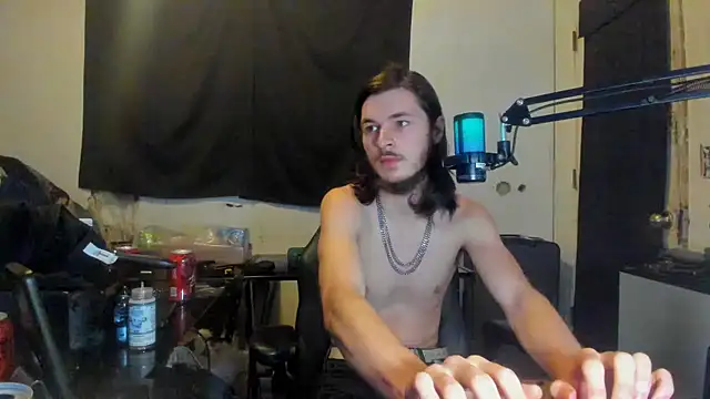 Snapshot of nuttyking2022 chatting on February 2025 01:44:01 PM nuttyking2022 online show from February 2025 01:44:01 PM