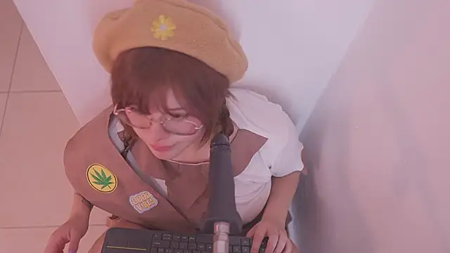 Snapshot of Neekito_ chatting on November 2025 07:58:01 PM Neekito online show from November 2025 07:58:01 PM