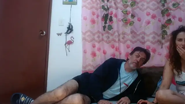 jeans and emma online show from March 2025 02:14:02 AM