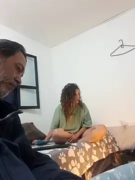 jeans and emma online show from September 2025 11:52:02 PM