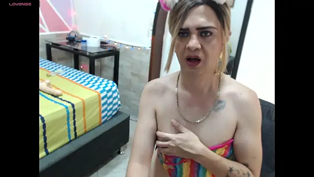 Snapshot of Dolldirtyxxx chatting on March 2025 08:04:02 AM Dolldirtyxxx online show from March 2025 08:04:02 AM