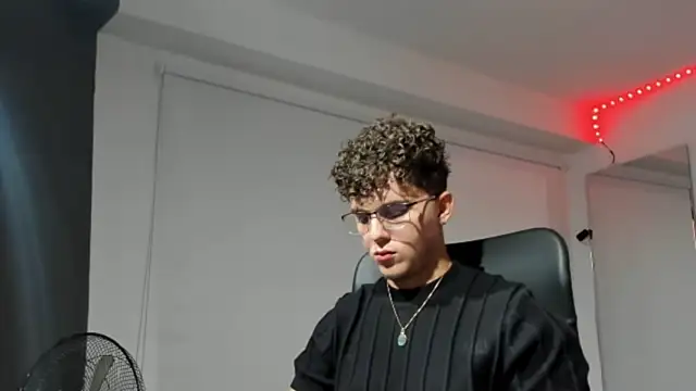 ErosGeorgiou online show from February 2025 11:44:02 AM
