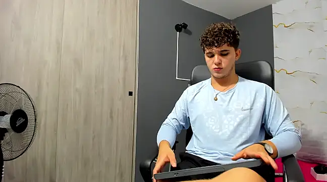 ErosGeorgiou online show from February 2025 11:54:01 AM