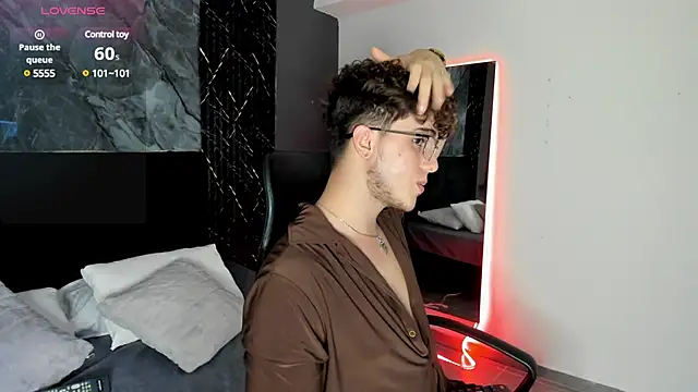 ErosGeorgiou online show from March 2025 08:21:02 PM