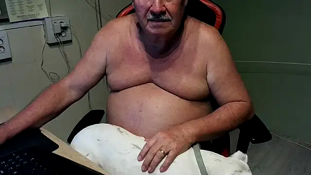 barenfan online show from February 2025 07:16:02 PM