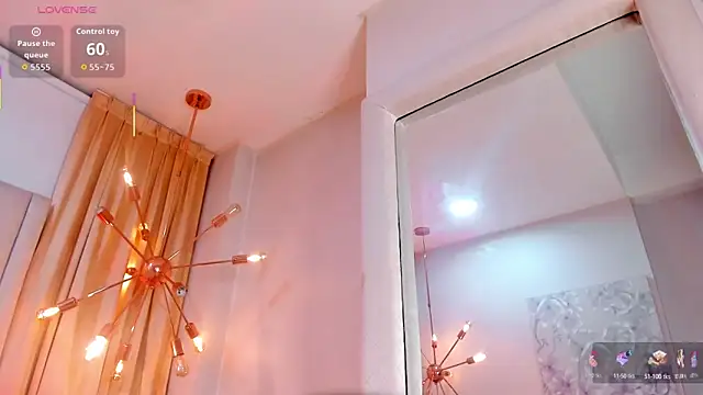 Snapshot of lolyyuno chatting on September 2025 03:33:02 AM lolyyuno online show from September 2025 03:33:02 AM