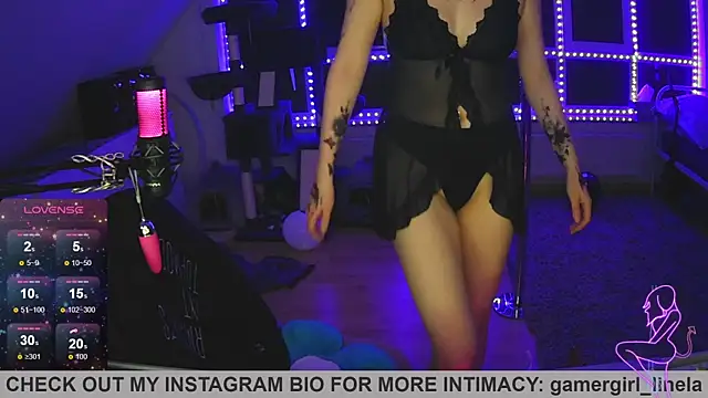 Gamergirl-Linela online show from November 2025 05:15:01 PM