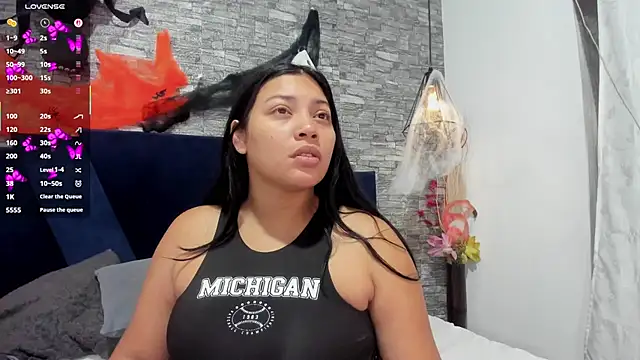 Snapshot of Sophia_Brunett chatting on October 2025 11:55:02 AM Sophia Brunett online show from October 2025 11:55:02 AM